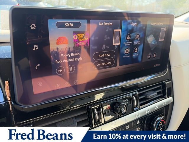 New 2026 Nissan Pathfinder SL image 16