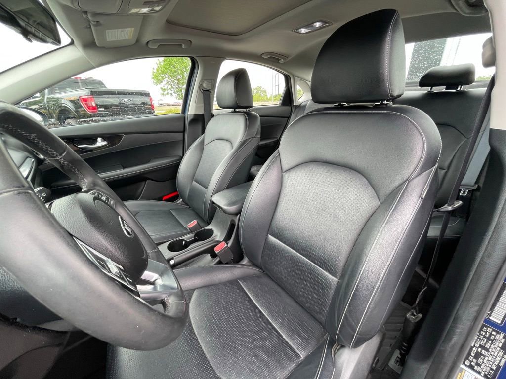 Used 2021 Kia Forte EX image 21