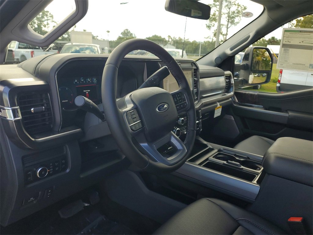 New 2026 Ford F350 Lariat w/ Black Appearance Package image 7