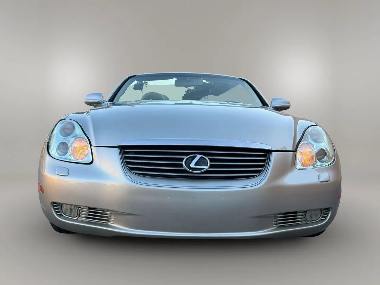 Used 2003 Lexus SC 430 Convertible RWD image 4