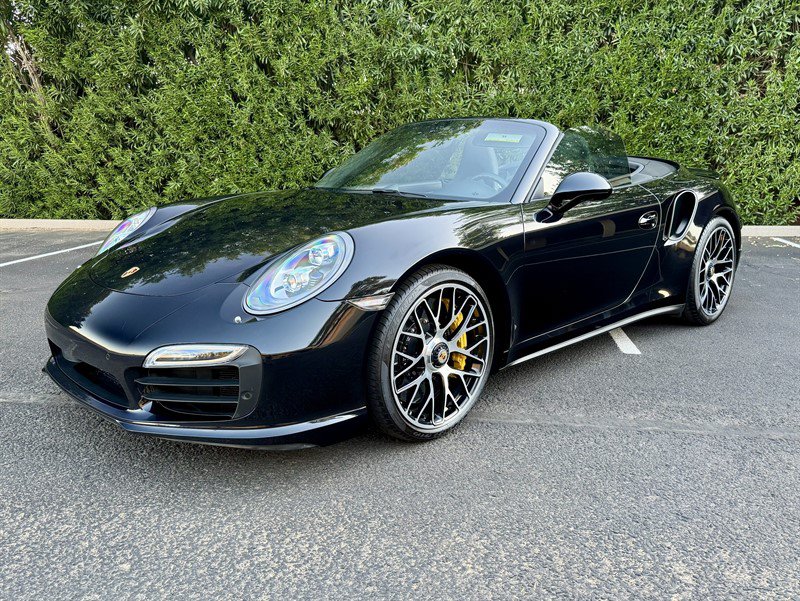 Used 2015 Porsche 911 Turbo S w/ High-end Infotainment Package AWD/4WD image 6