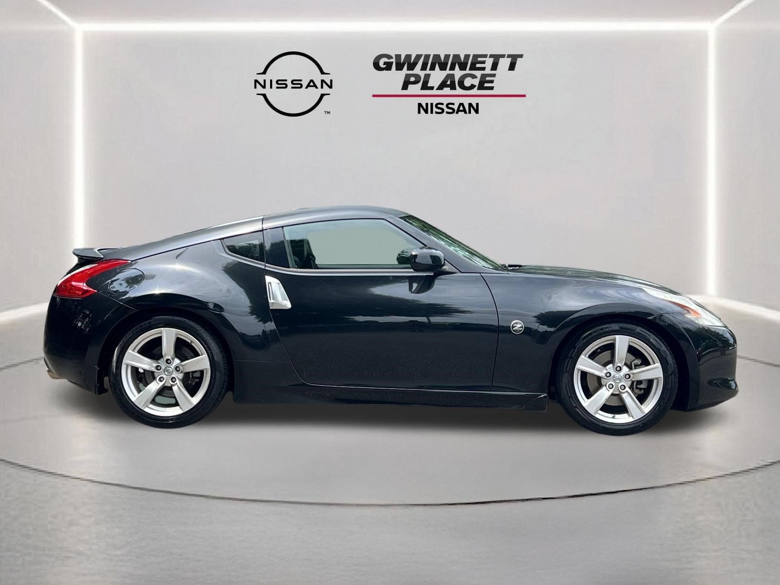 Used 2011 Nissan 370Z Touring RWD image 22