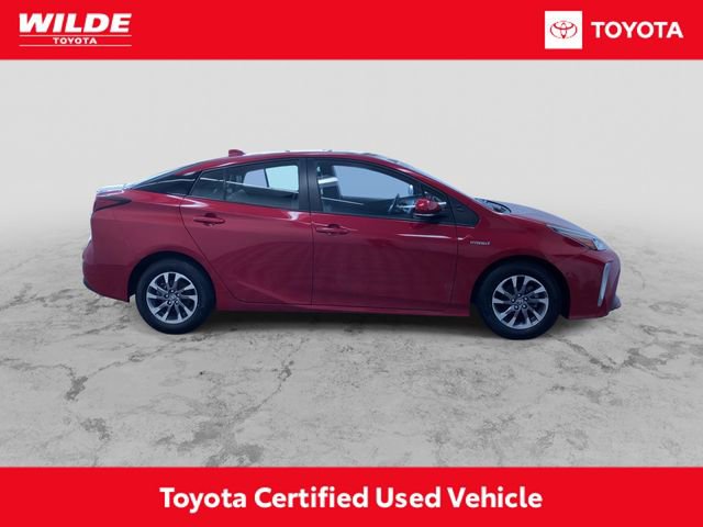Certified 2022 Toyota Prius Limited w/ Premium Convenience Package FWD image 2