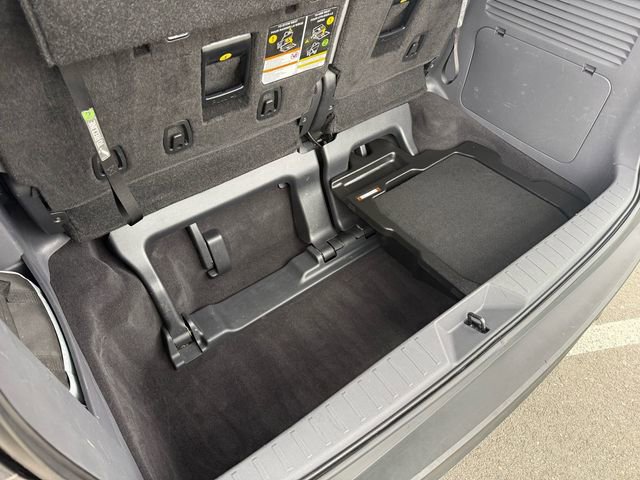 Certified 2024 Toyota Sienna XLE image 38