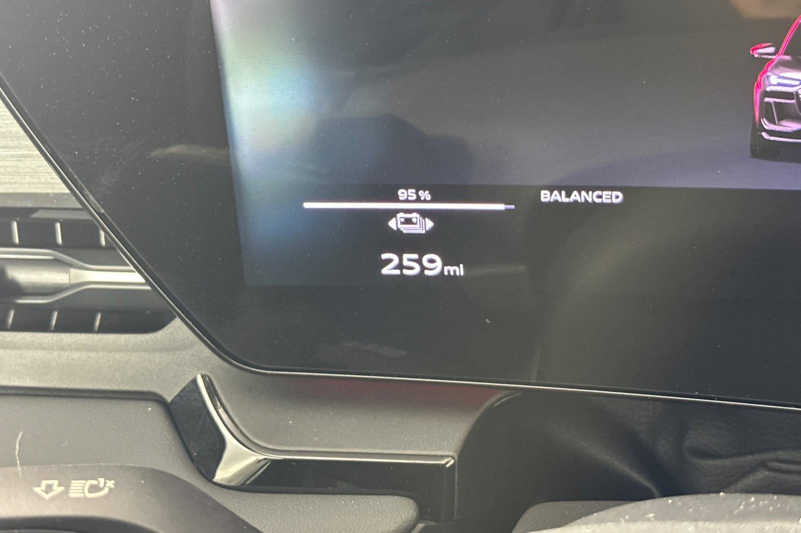 Used 2025 Audi Q6 e-tron Premium Plus w/ Premium Plus image 23