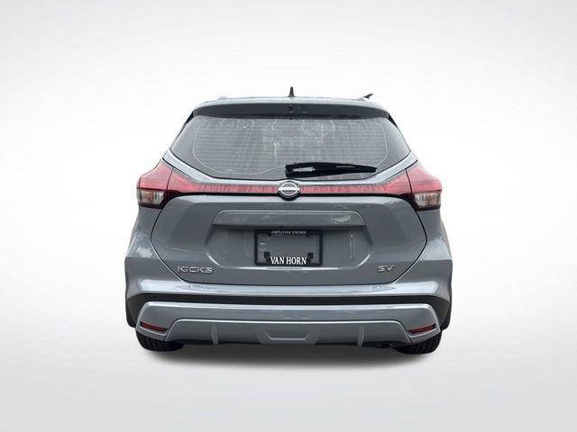 Used 2024 Nissan Kicks SV image 11