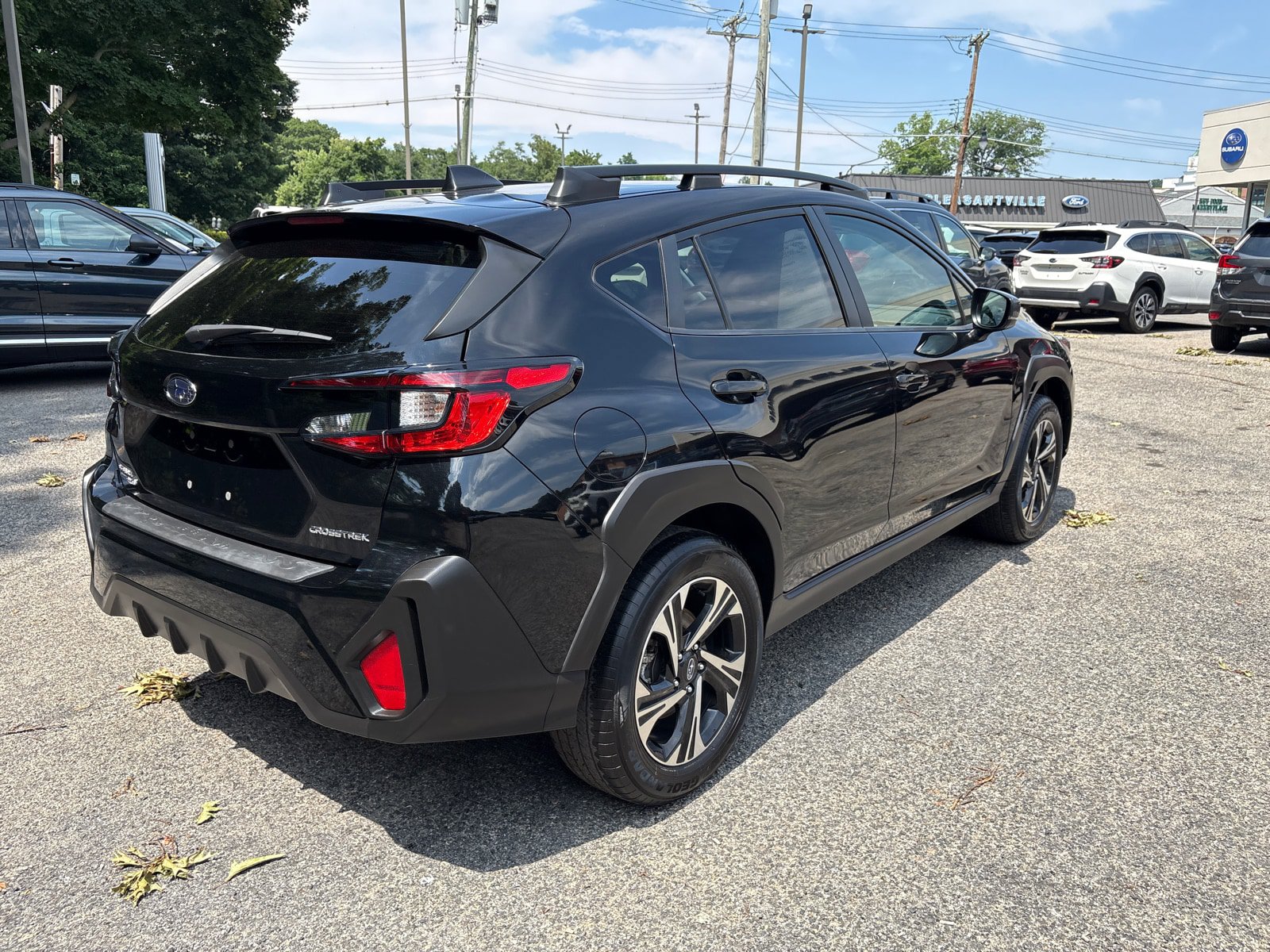 Used 2024 Subaru Crosstrek 2.0i Premium AWD/4WD image 9