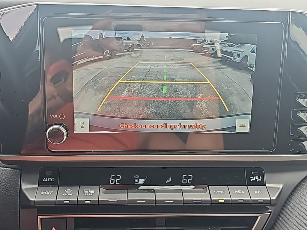 Used 2025 Toyota Camry SE image 20