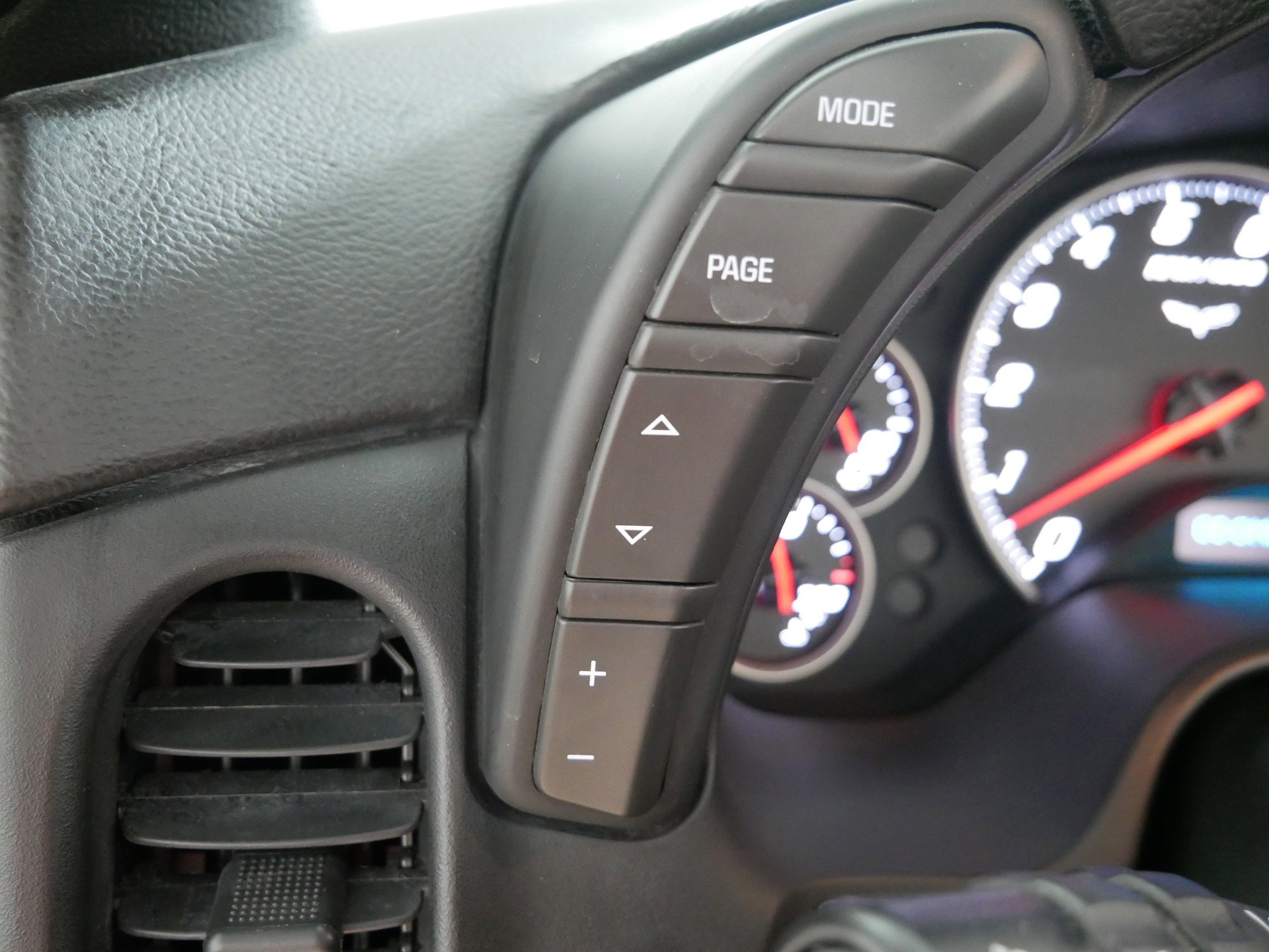 Used 2011 Chevrolet Corvette Grand Sport w/ Preferred Equipment Group image 31