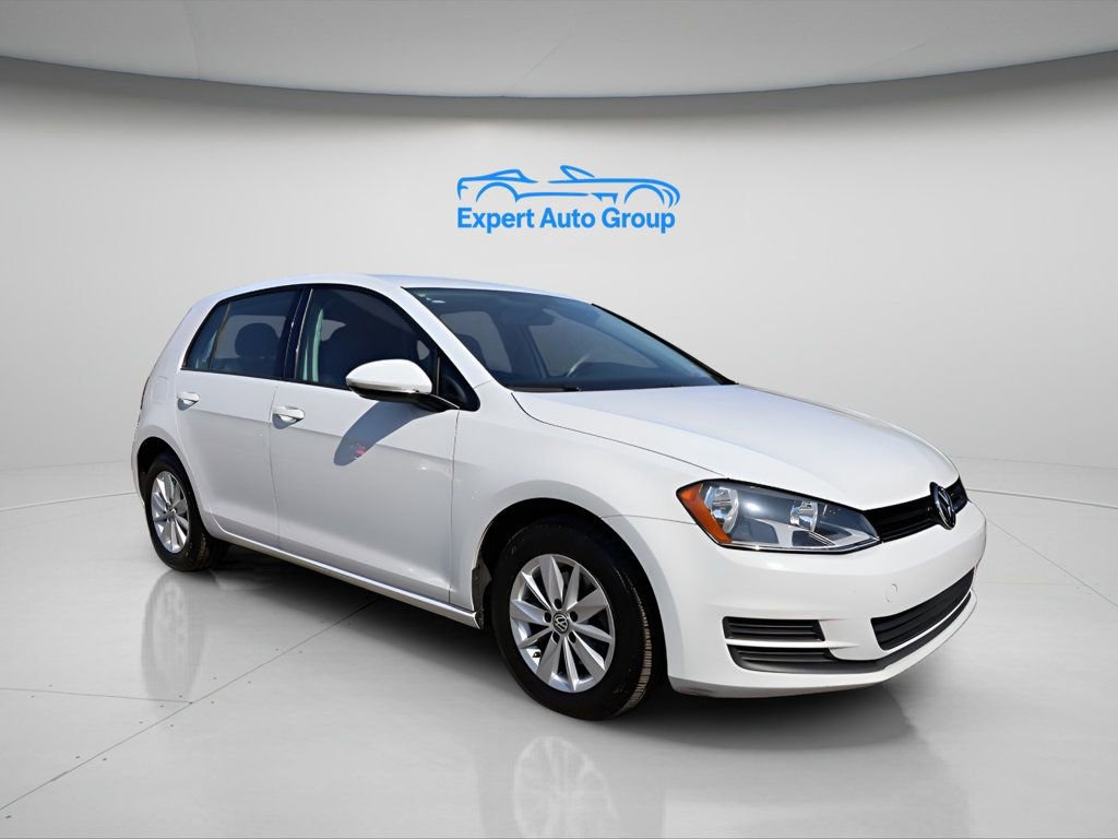 Used 2017 Volkswagen Golf S image 5