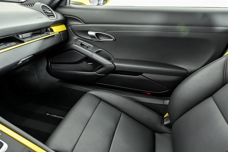 Used 2021 Porsche 718 Cayman S RWD image 34