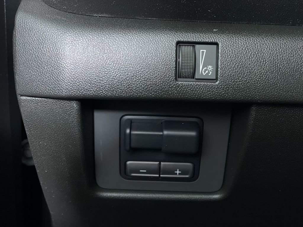 New 2025 Chevrolet Colorado W/T w/ WT Custom Package image 19