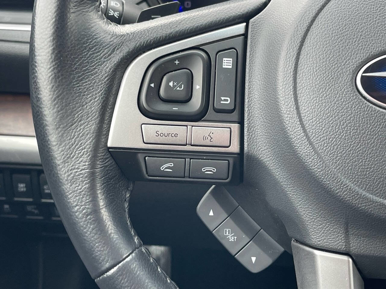 Used 2015 Subaru Outback 2.5i Limited image 30