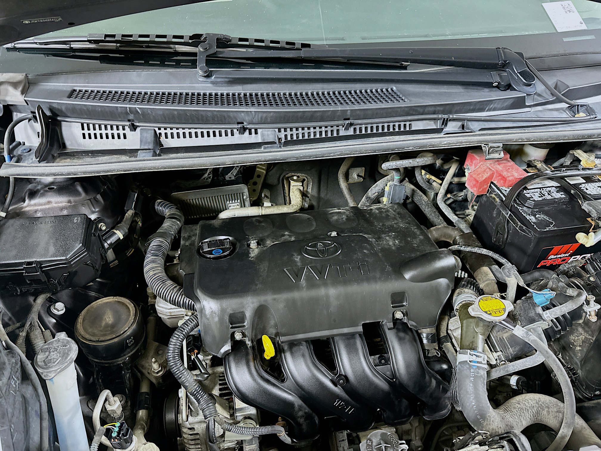 Used 2013 Toyota Yaris LE image 31