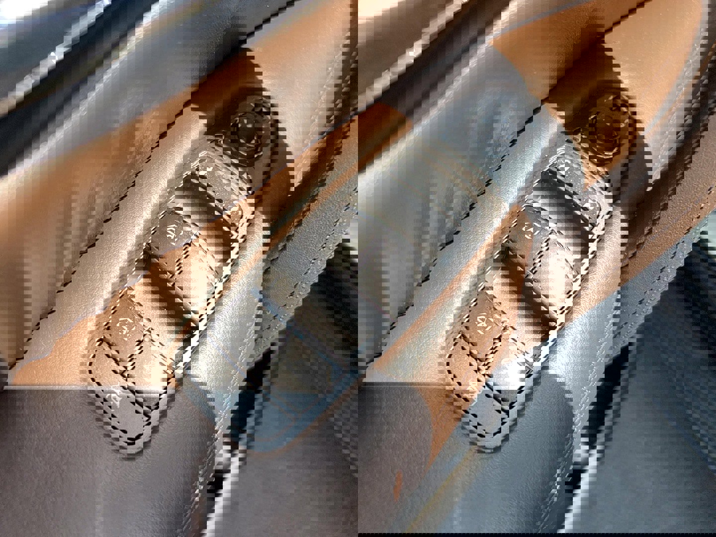 Used 2023 Nissan Armada Platinum w/ Captain's Chairs Package image 13