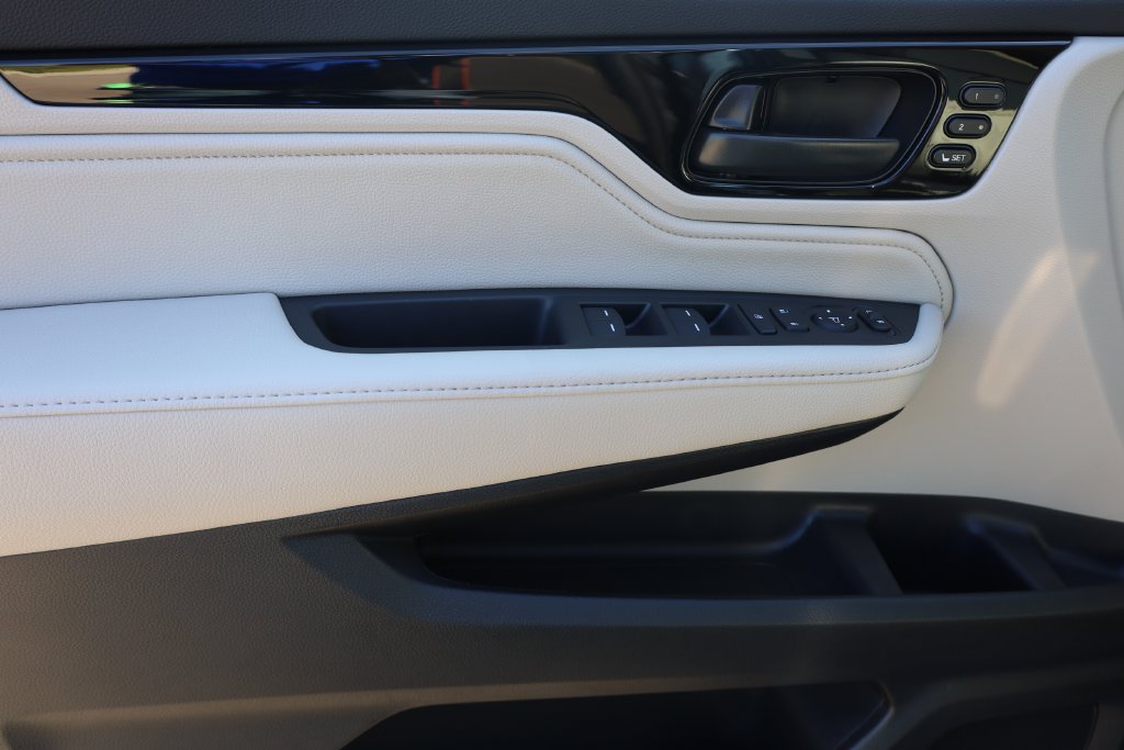 New 2027 Honda Odyssey Touring image 10
