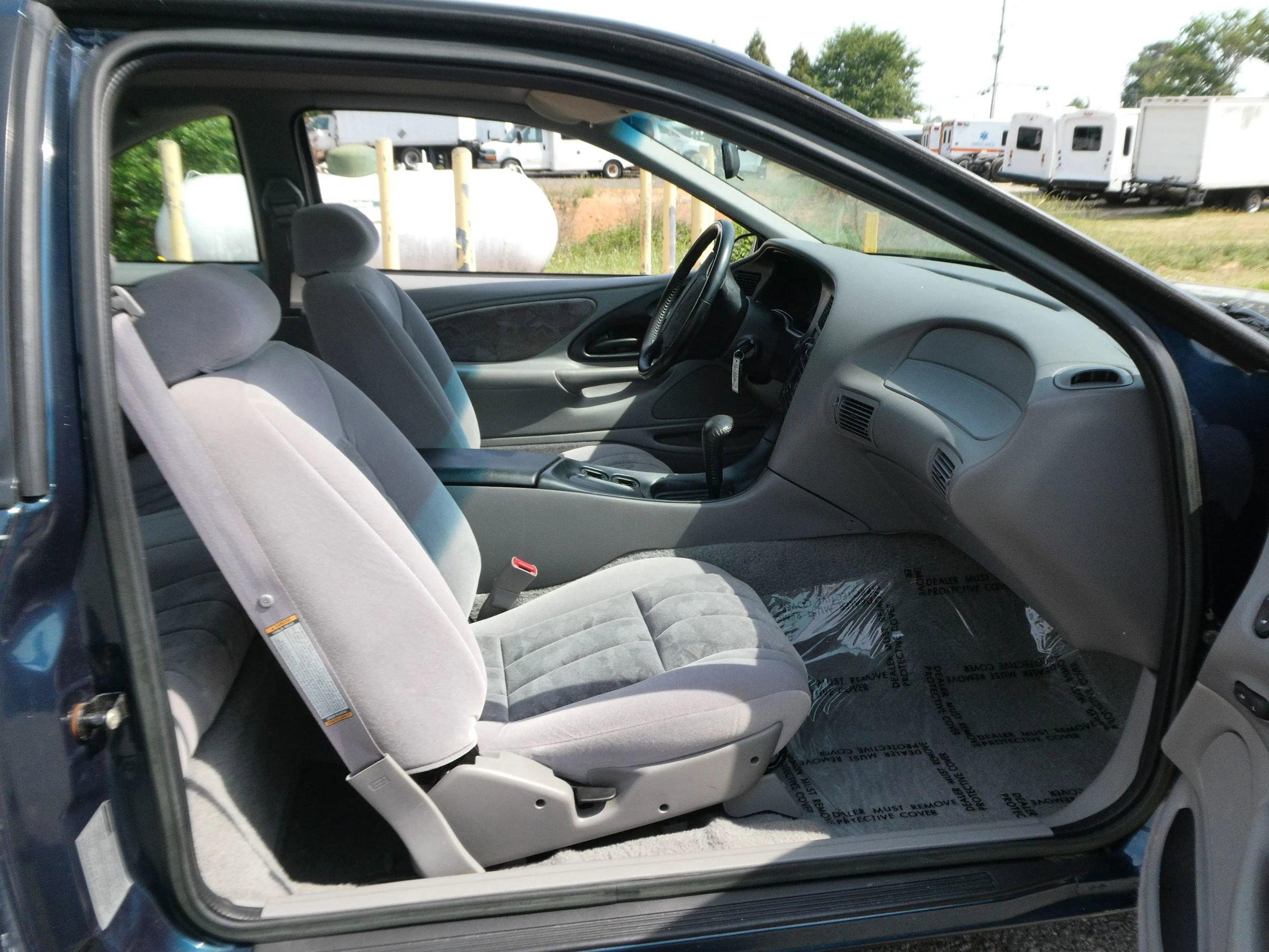 Used 1996 Ford Thunderbird LX RWD image 23