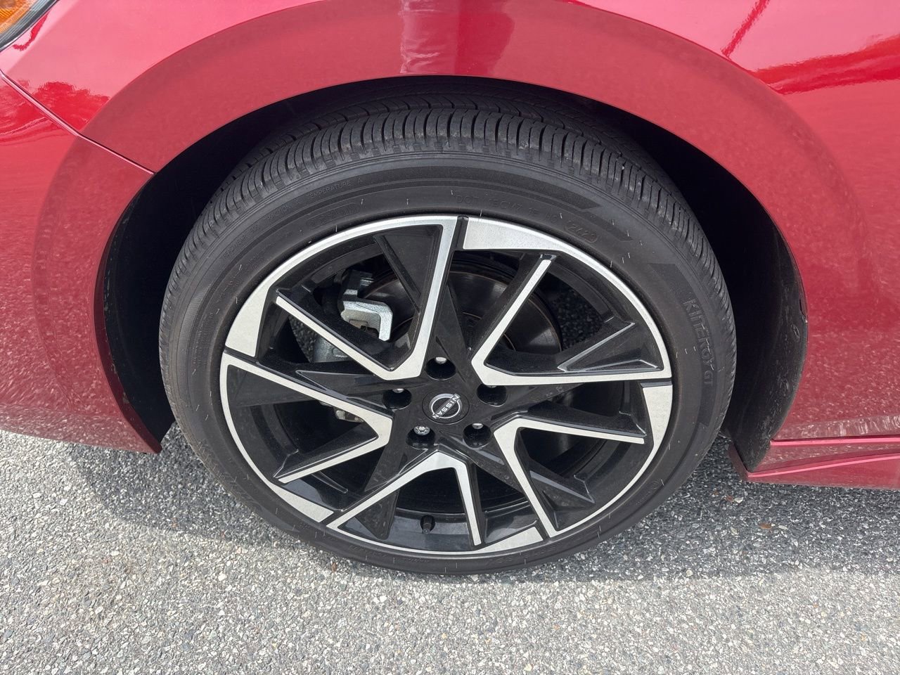 Used 2024 Nissan Sentra SR image 11