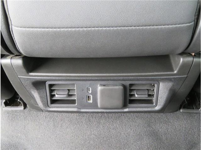 Used 2025 GMC Sierra 1500 SLT image 9