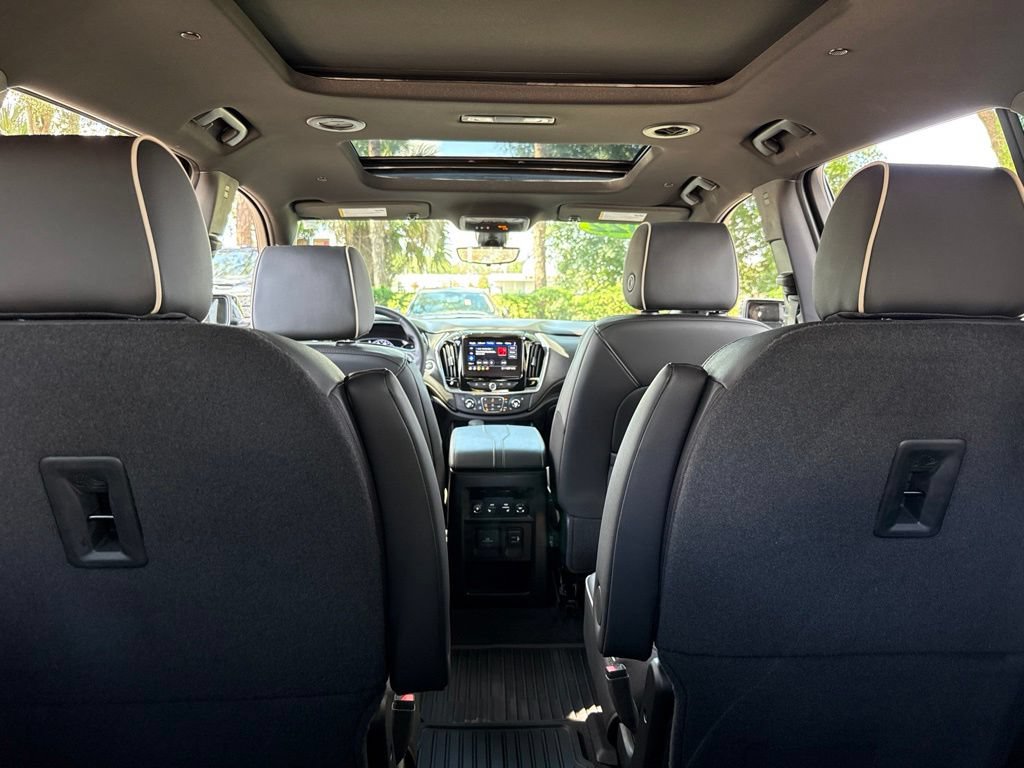 Used 2023 Chevrolet Traverse Premier w/ Redline Edition FWD image 34