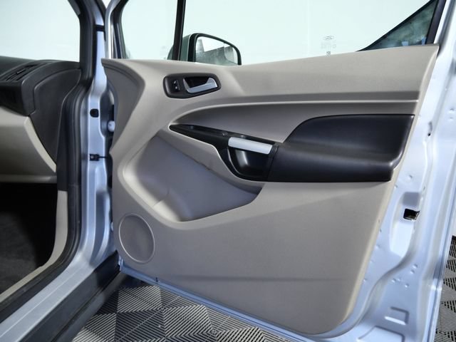 Used 2017 Ford Transit Connect Titanium FWD image 9
