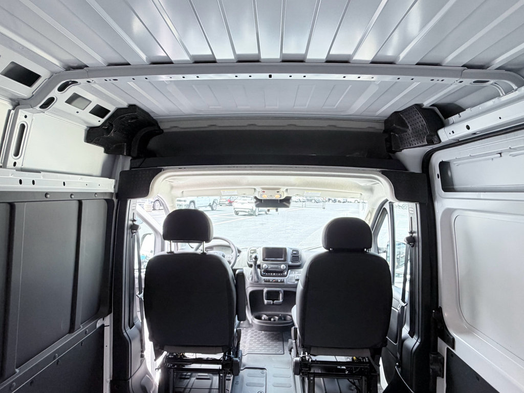 Used 2026 RAM ProMaster 2500 w/ Convenience Group FWD image 17