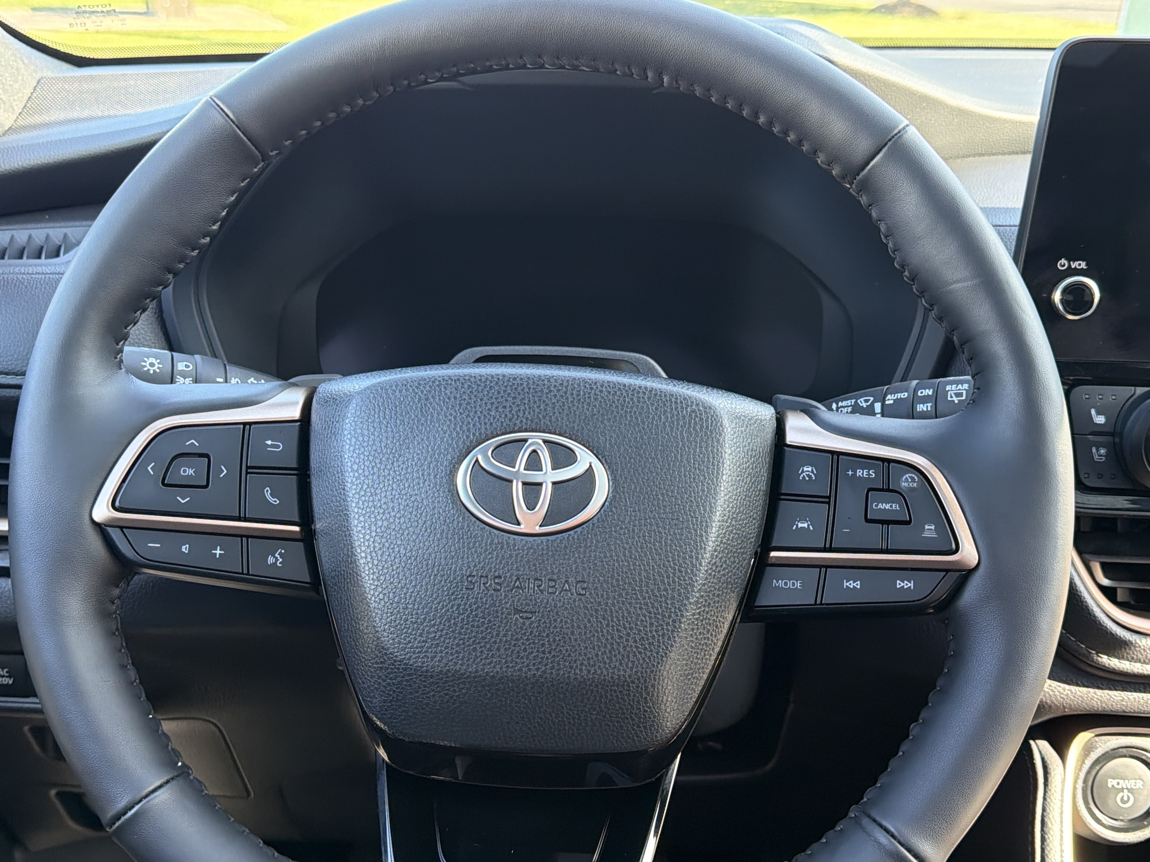 Used 2026 Toyota Grand Highlander AWD Hybrid image 13