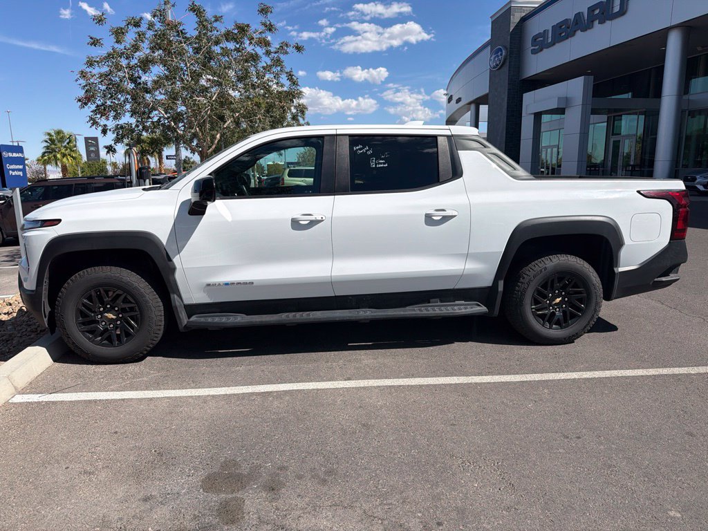 Used 2024 Chevrolet Silverado EV W/T AWD/4WD image 6