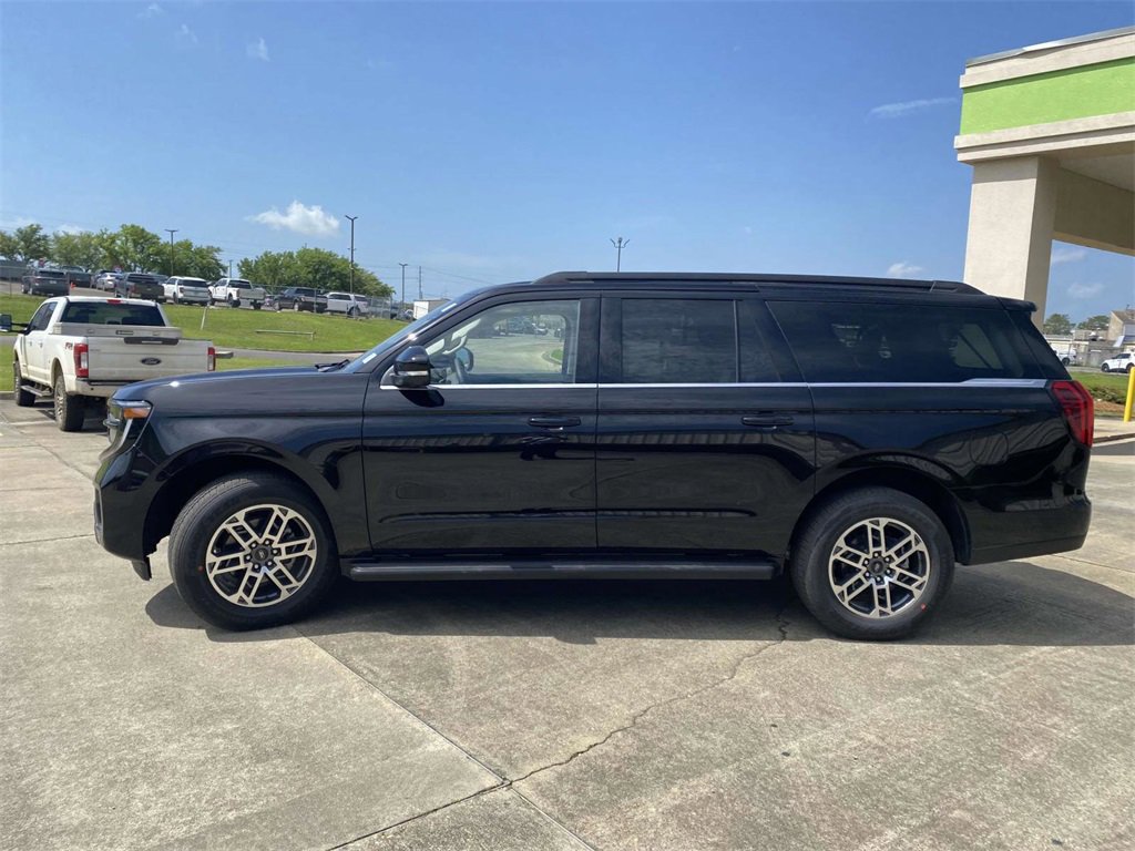 New 2025 Ford Expedition Max Active image 6