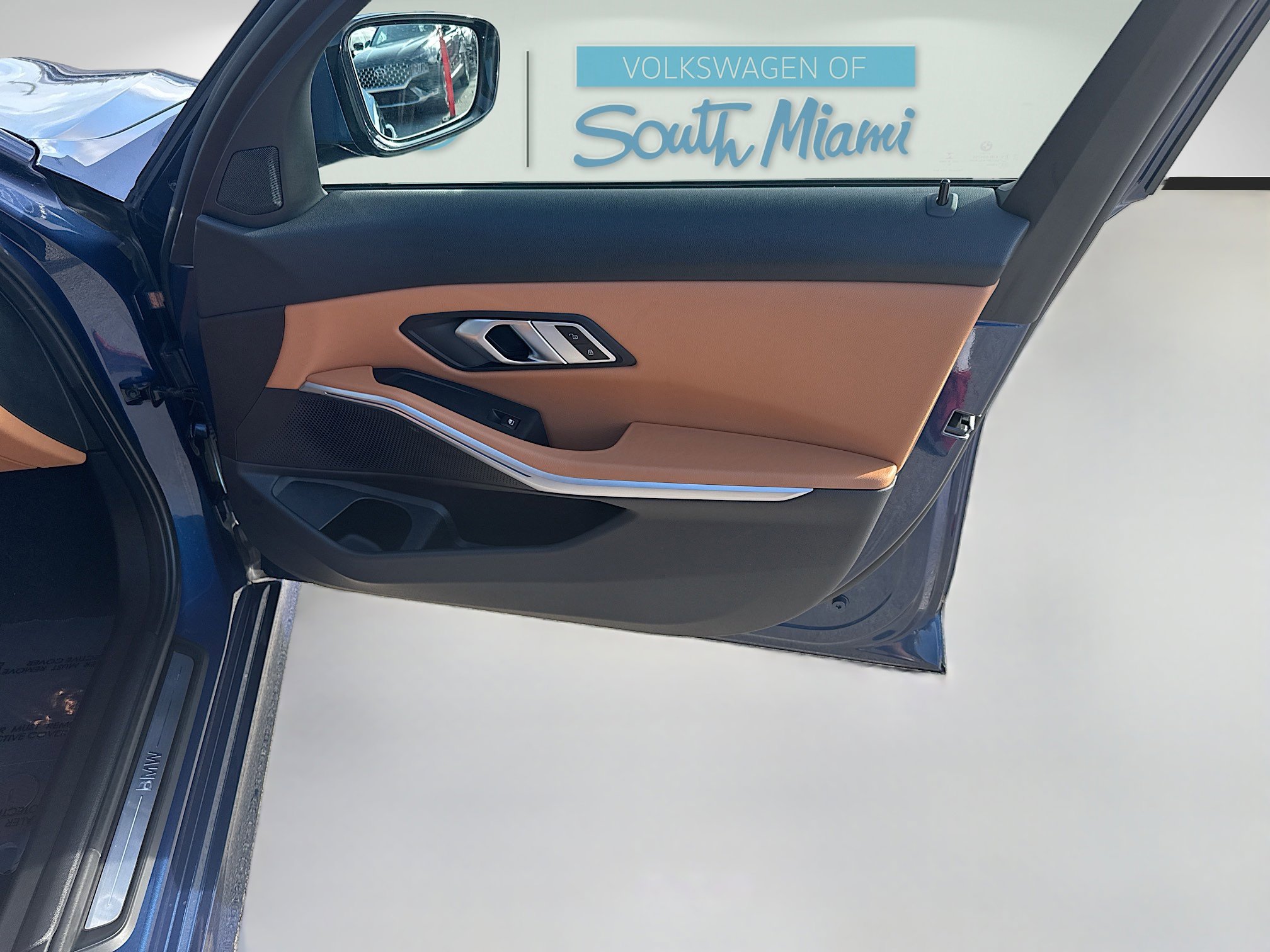 Used 2023 BMW 330i Sedan w/ Driving Assistance Package image 34