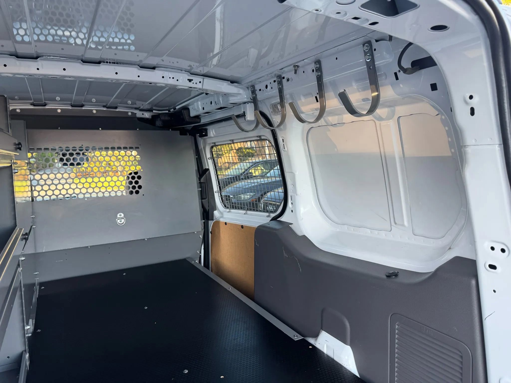 Used 2019 Ford Transit Connect XL FWD image 41