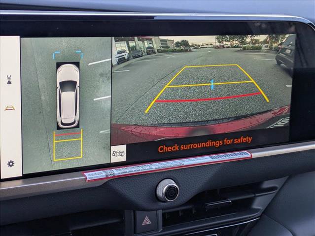 New 2025 Toyota Crown Signia image 13