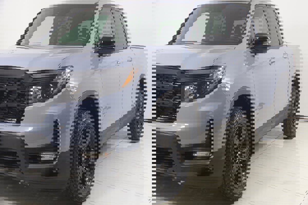 Used 2025 Honda Ridgeline Black Edition image 47