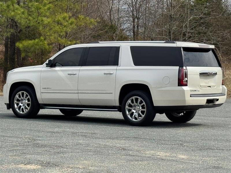 Used 2015 GMC Yukon XL Denali w/ Touring Package image 4