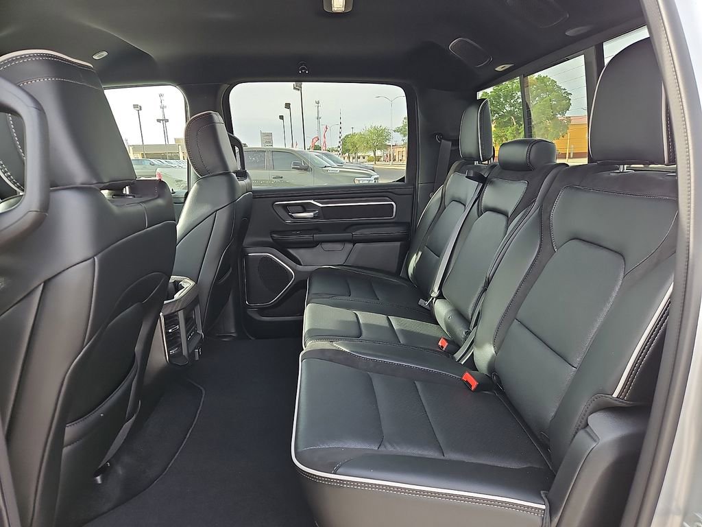 New 2026 RAM 1500 Laramie AWD/4WD image 11