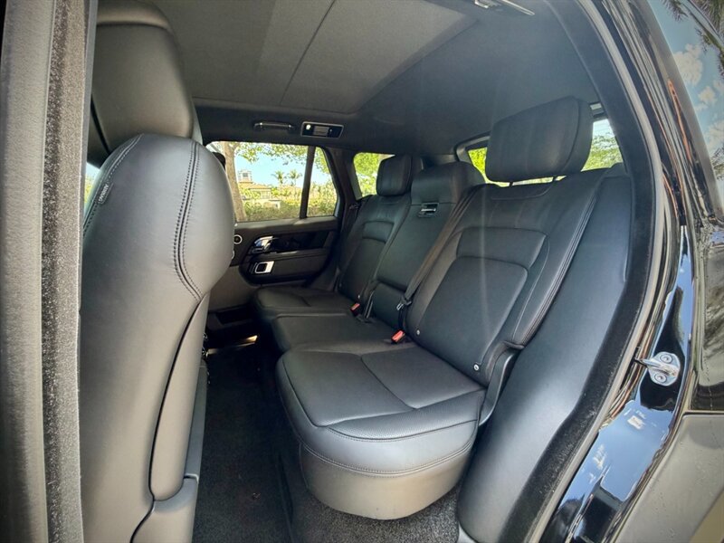 Used 2019 Land Rover Range Rover Supercharged AWD/4WD image 30