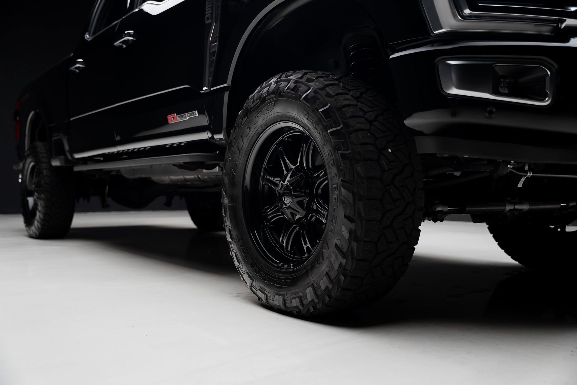 Used 2024 Ford F250 Platinum w/ Tremor Off-Road Package image 83