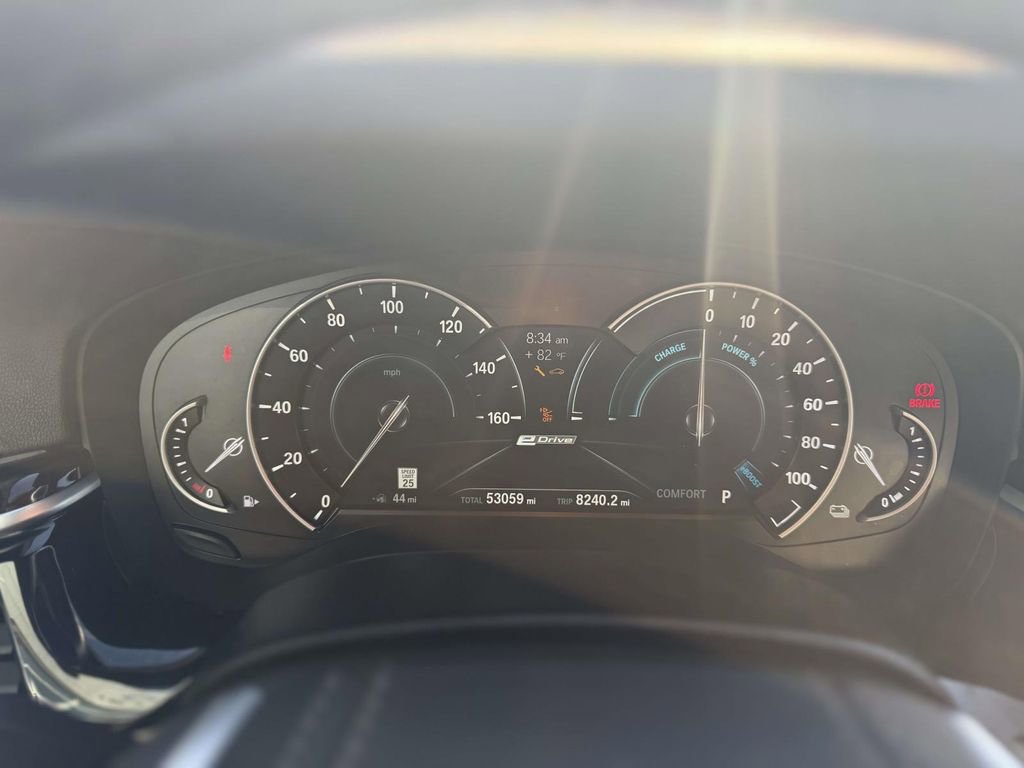 Used 2019 BMW 530e xDrive w/ Convenience Package AWD/4WD image 12