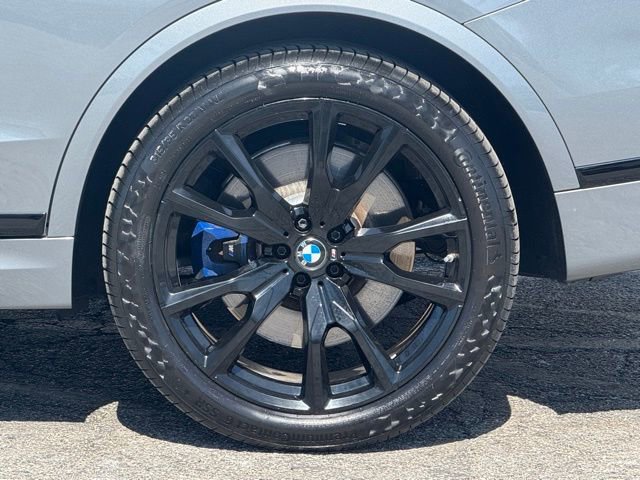 Certified 2023 BMW X7 M60i w/ Executive Package AWD/4WD image 3