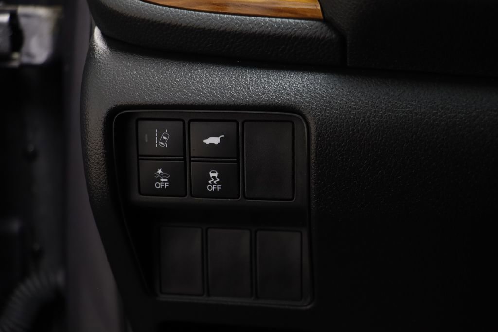 Used 2019 Honda CR-V Touring image 8