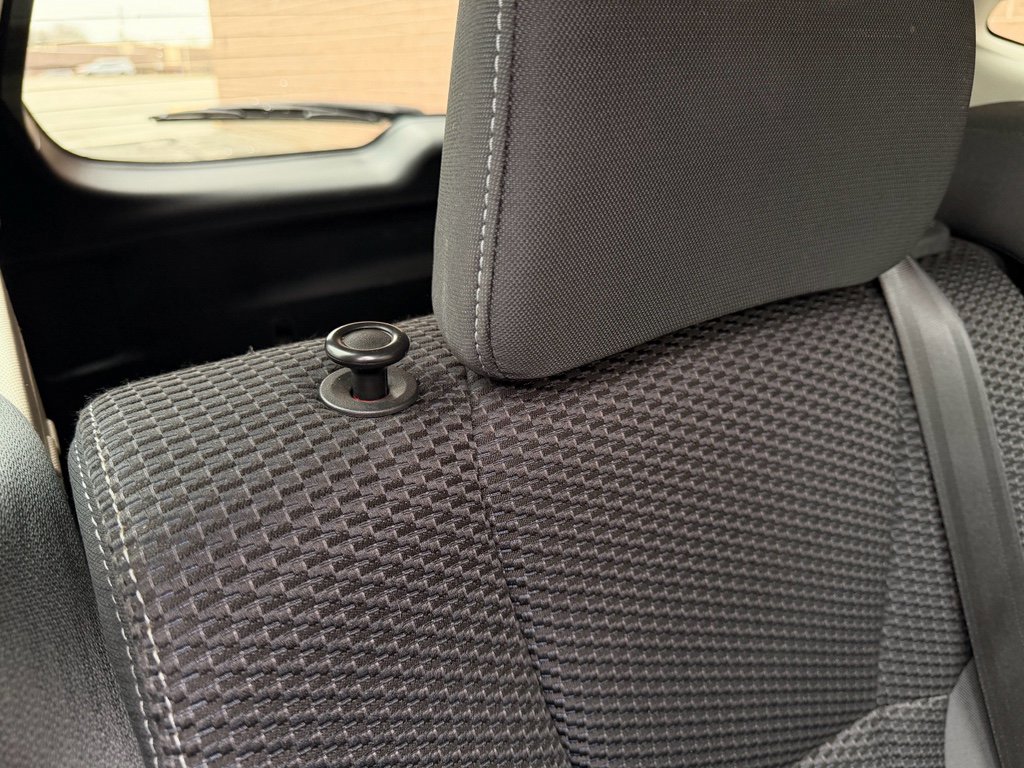 Used 2019 Subaru Forester Premium w/ All-Weather Package image 27