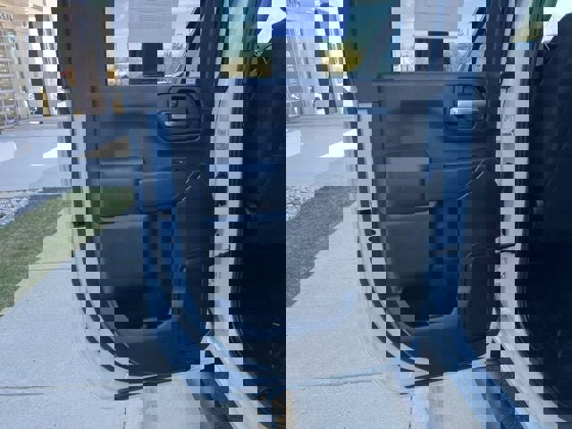 Used 2024 GMC Sierra 2500 Pro w/ Convenience Package image 15