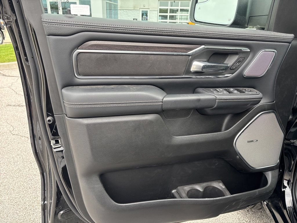 New 2026 RAM 1500 Laramie w/ Night Edition AWD/4WD image 8