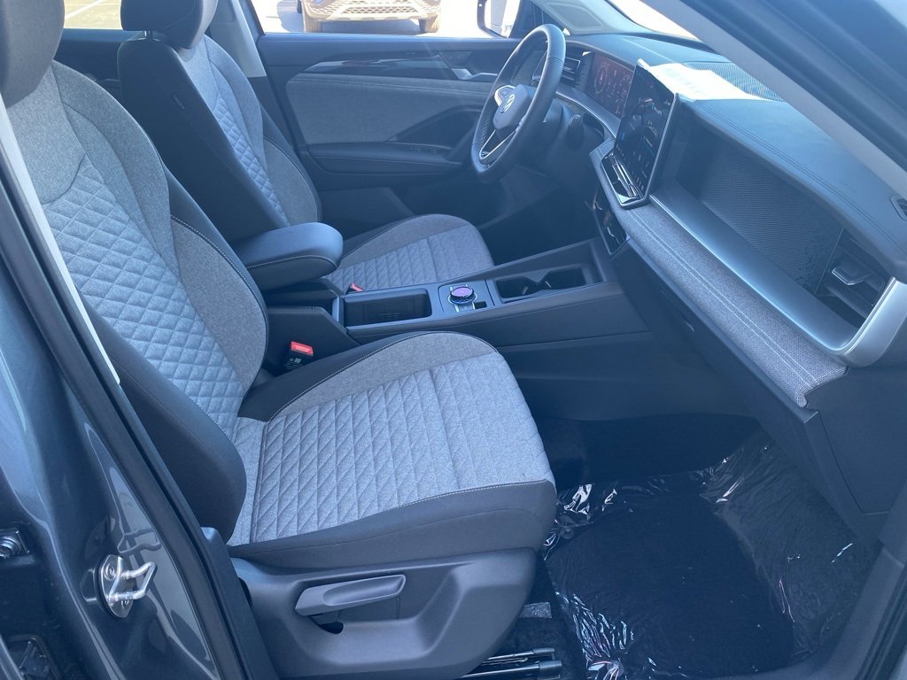 New 2026 Volkswagen Tiguan S image 21