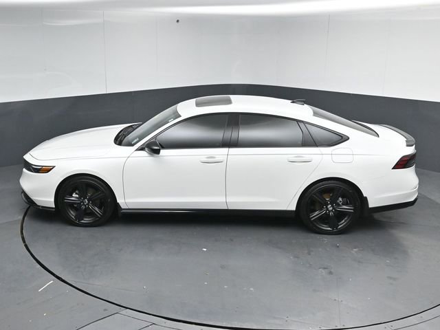 Used 2025 Honda Accord Sport image 46