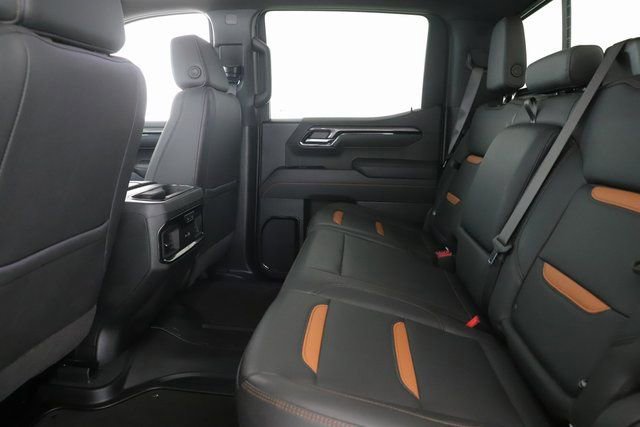 Used 2025 GMC Sierra 1500 AT4 w/ AT4 Premium Package image 29