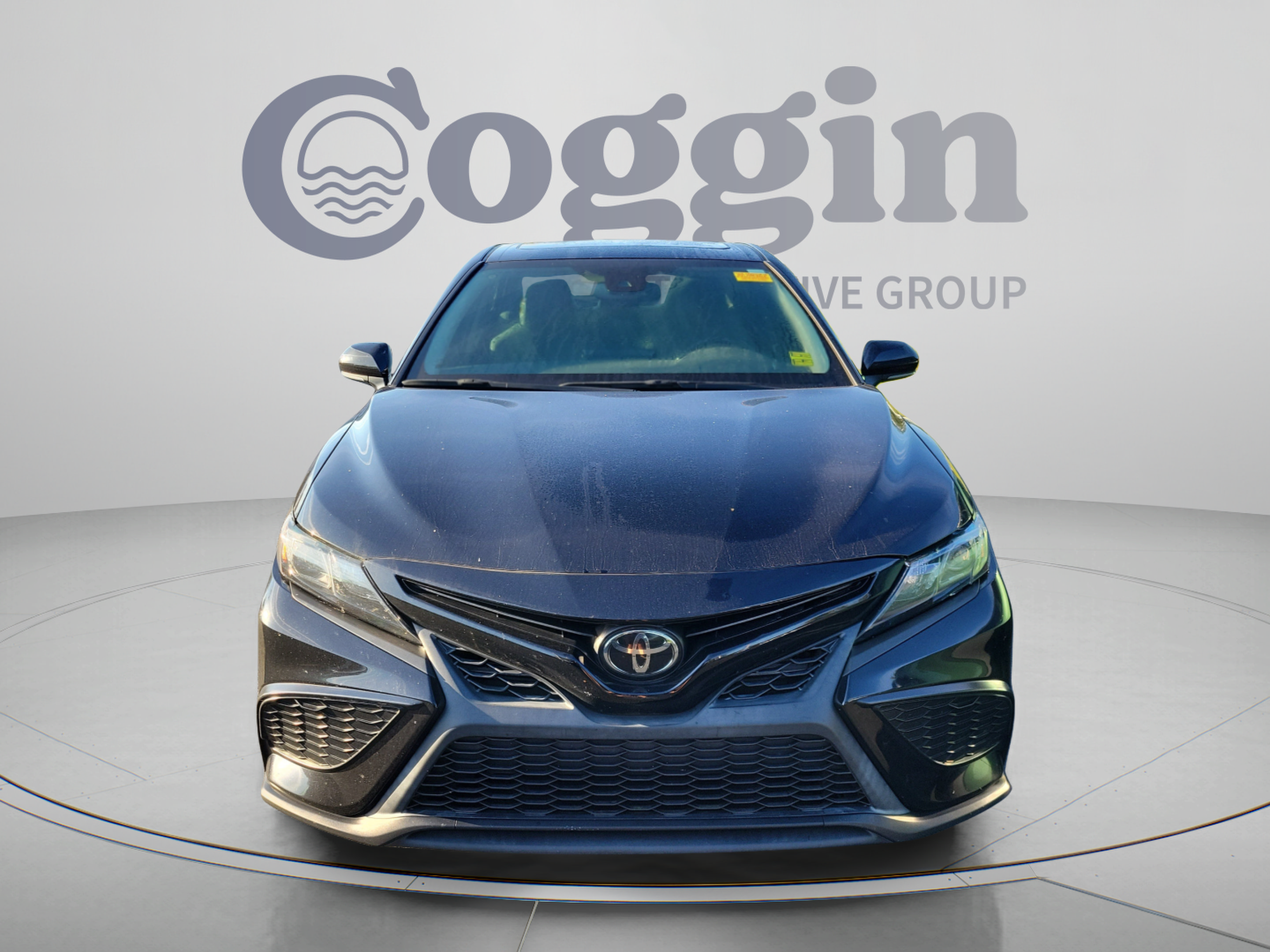 Used 2022 Toyota Camry SE w/ Audio Upgrade Package FWD image 7