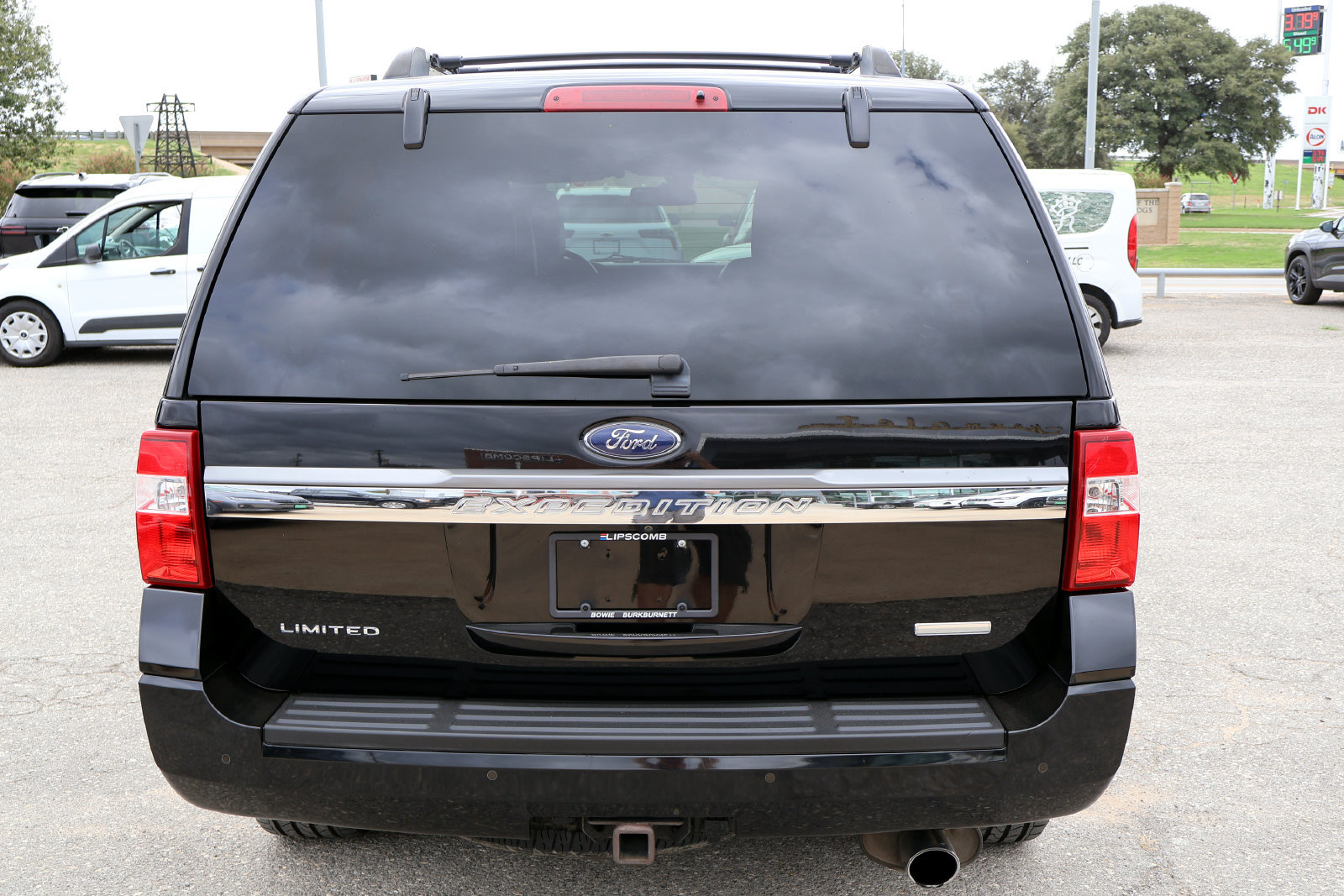 Used 2017 Ford Expedition Limited AWD/4WD image 7