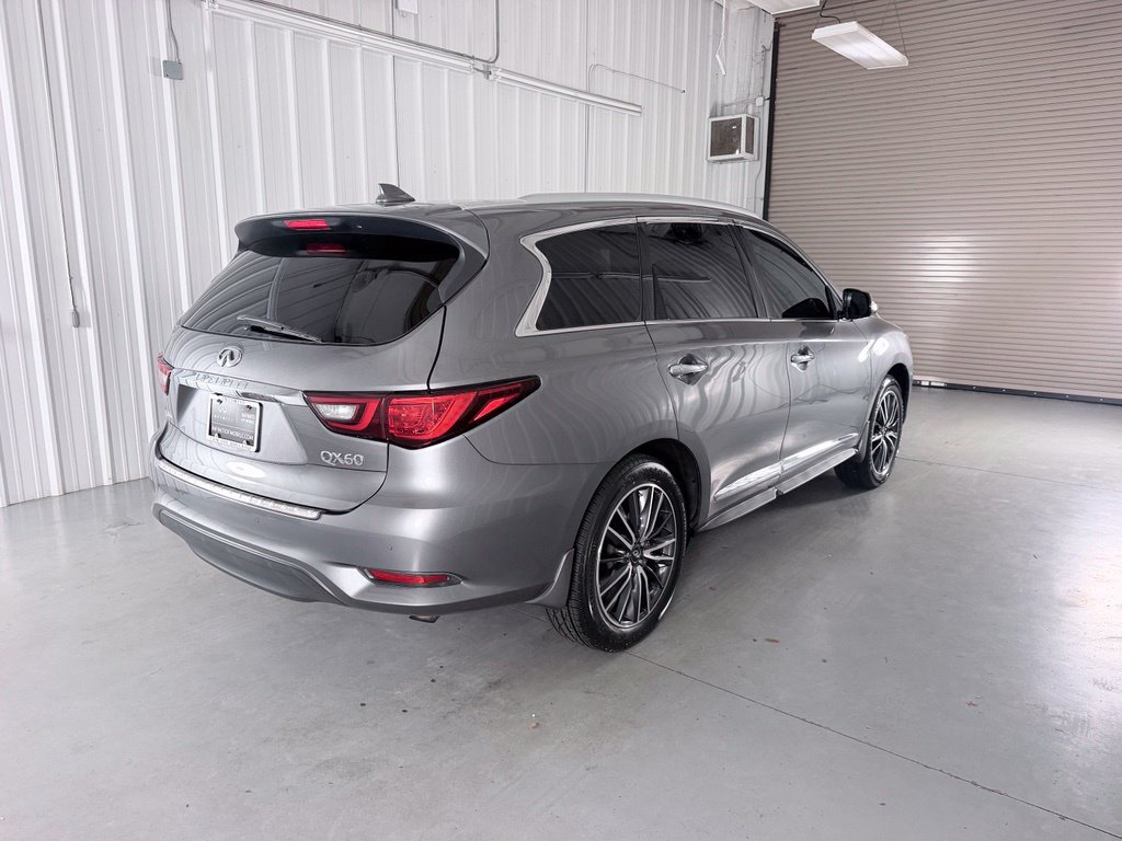 Used 2020 INFINITI QX60 Luxe w/ Sensory Package FWD image 5