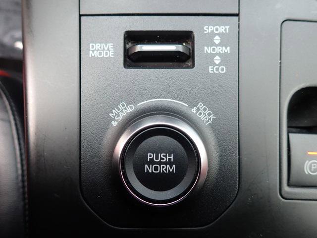 Certified 2023 Toyota Highlander XSE image 25